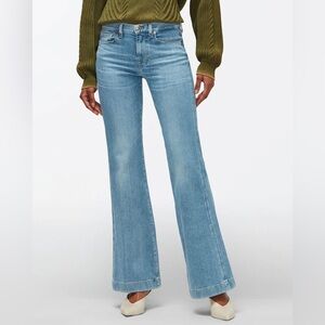 7 Jeans - light wash flare “DOJO in Playbook” - lightly worn
